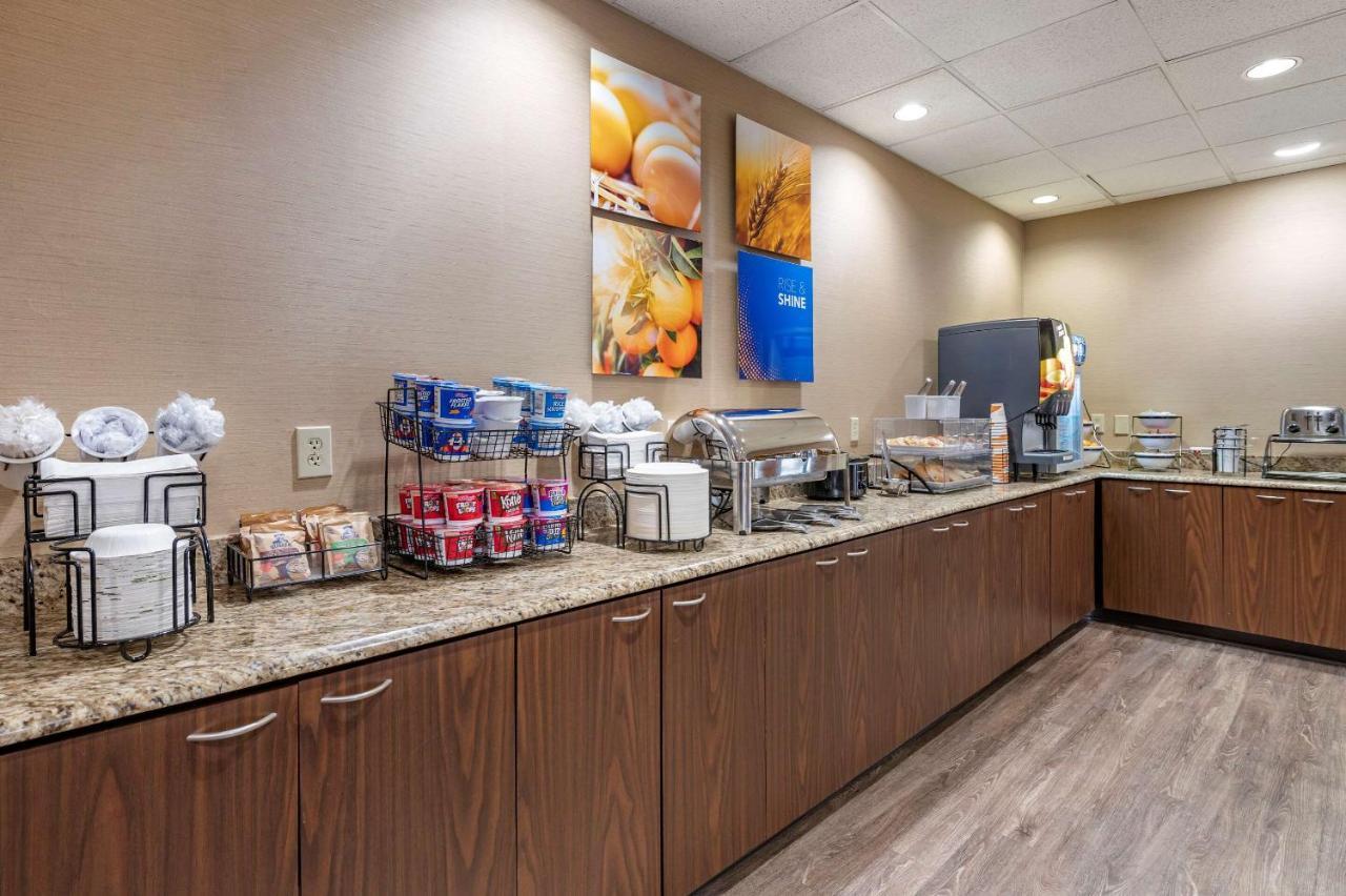 Comfort Inn Louisville-Jefferson County Extérieur photo