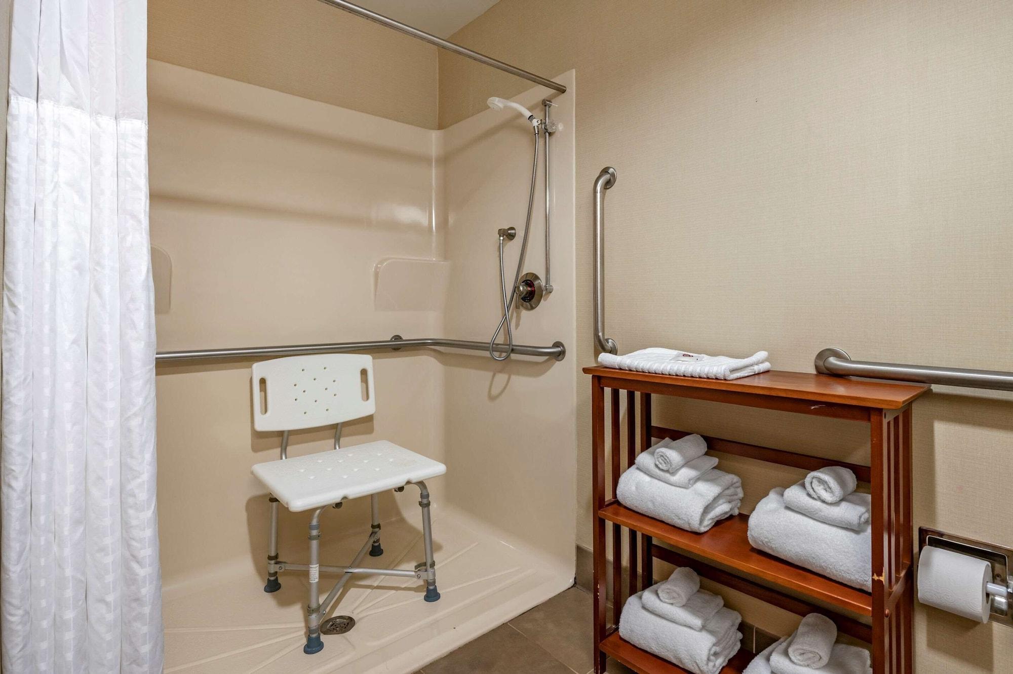 Comfort Inn Louisville-Jefferson County Extérieur photo