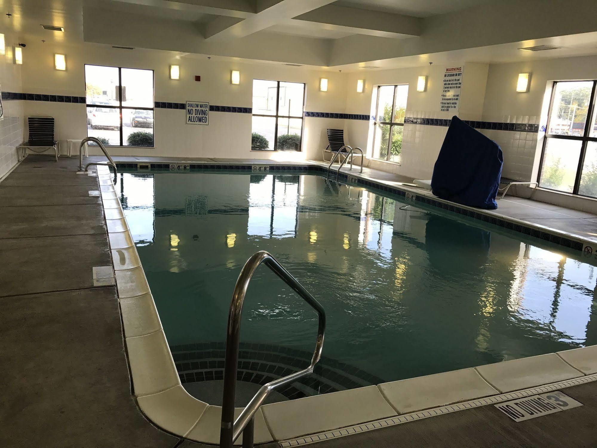 Comfort Inn Louisville-Jefferson County Extérieur photo