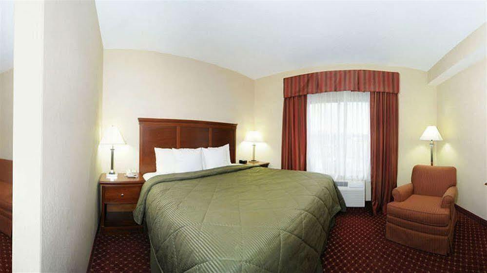 Comfort Inn Louisville-Jefferson County Extérieur photo