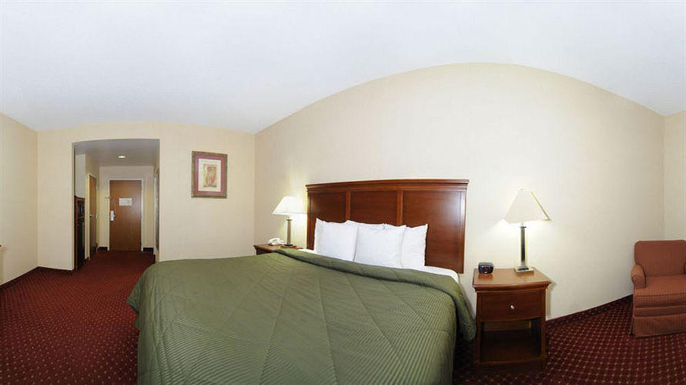 Comfort Inn Louisville-Jefferson County Extérieur photo